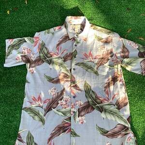 Kona Kai Hawaiian Shirt Bird of Paradise Floral Print, Blue, Size L